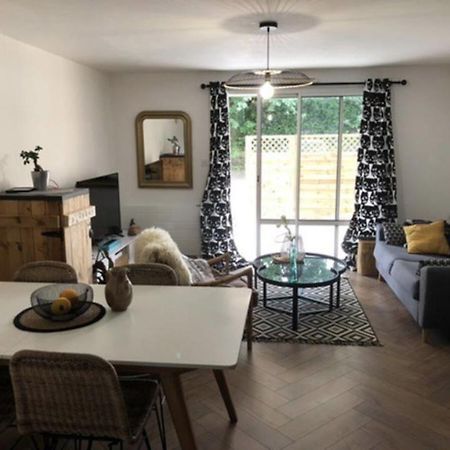 Charmant T2 De 45M2 - Parking Prive - Terrasse- Linge Inclu- Proche Vannes Saint-Ave Luaran gambar